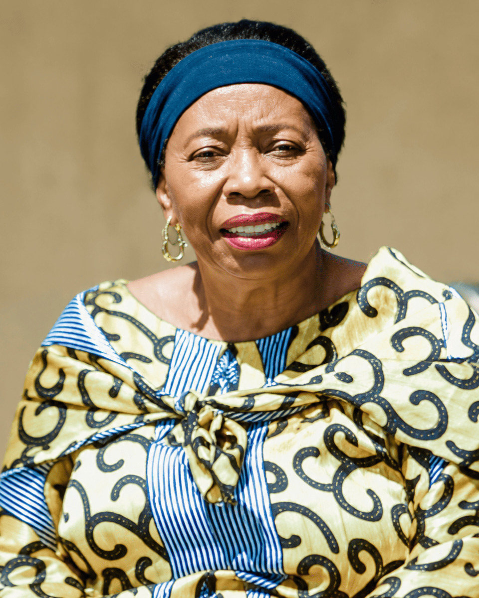 Dr. Leontine Mabika